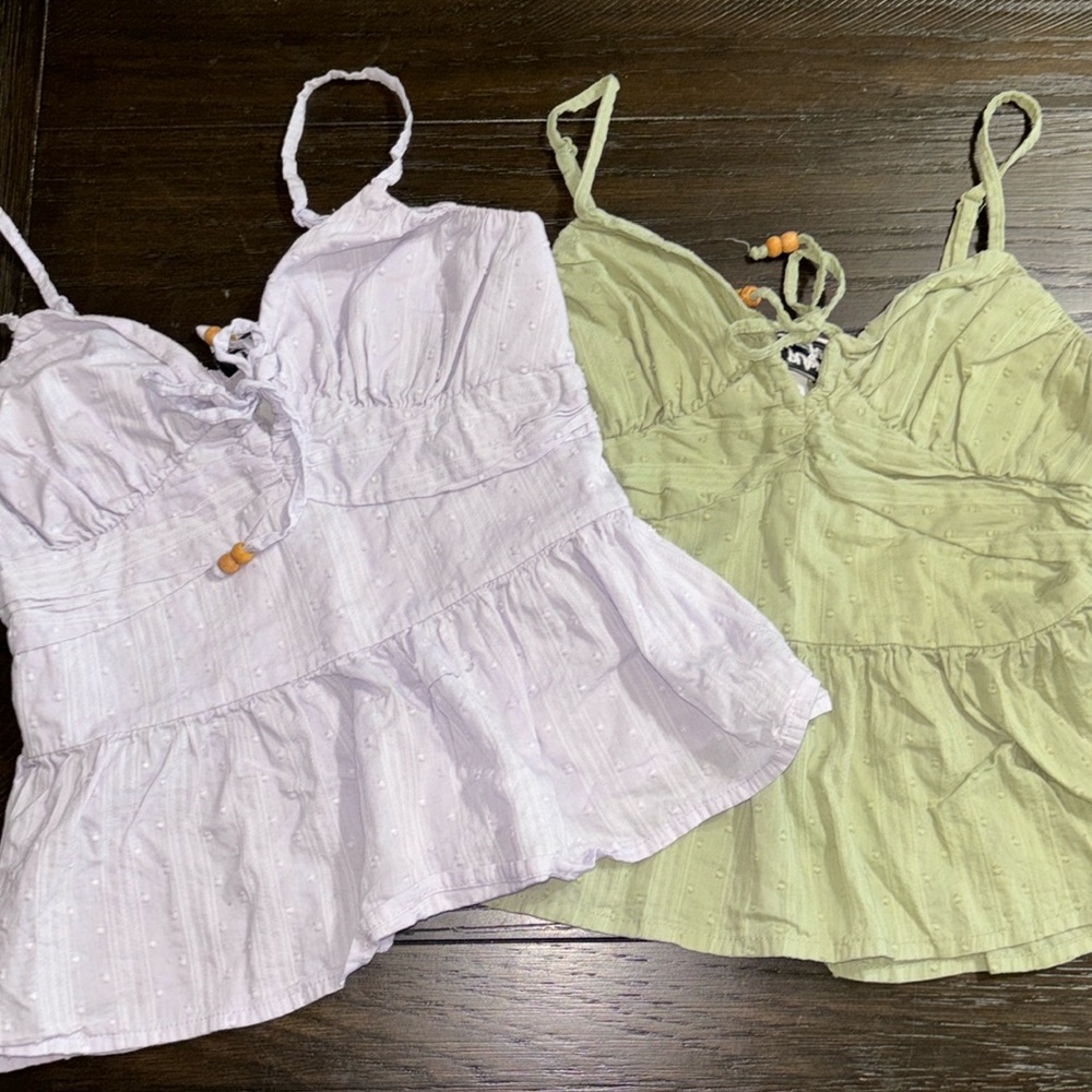 Planet heart ❤️ set of two peplum tanks
